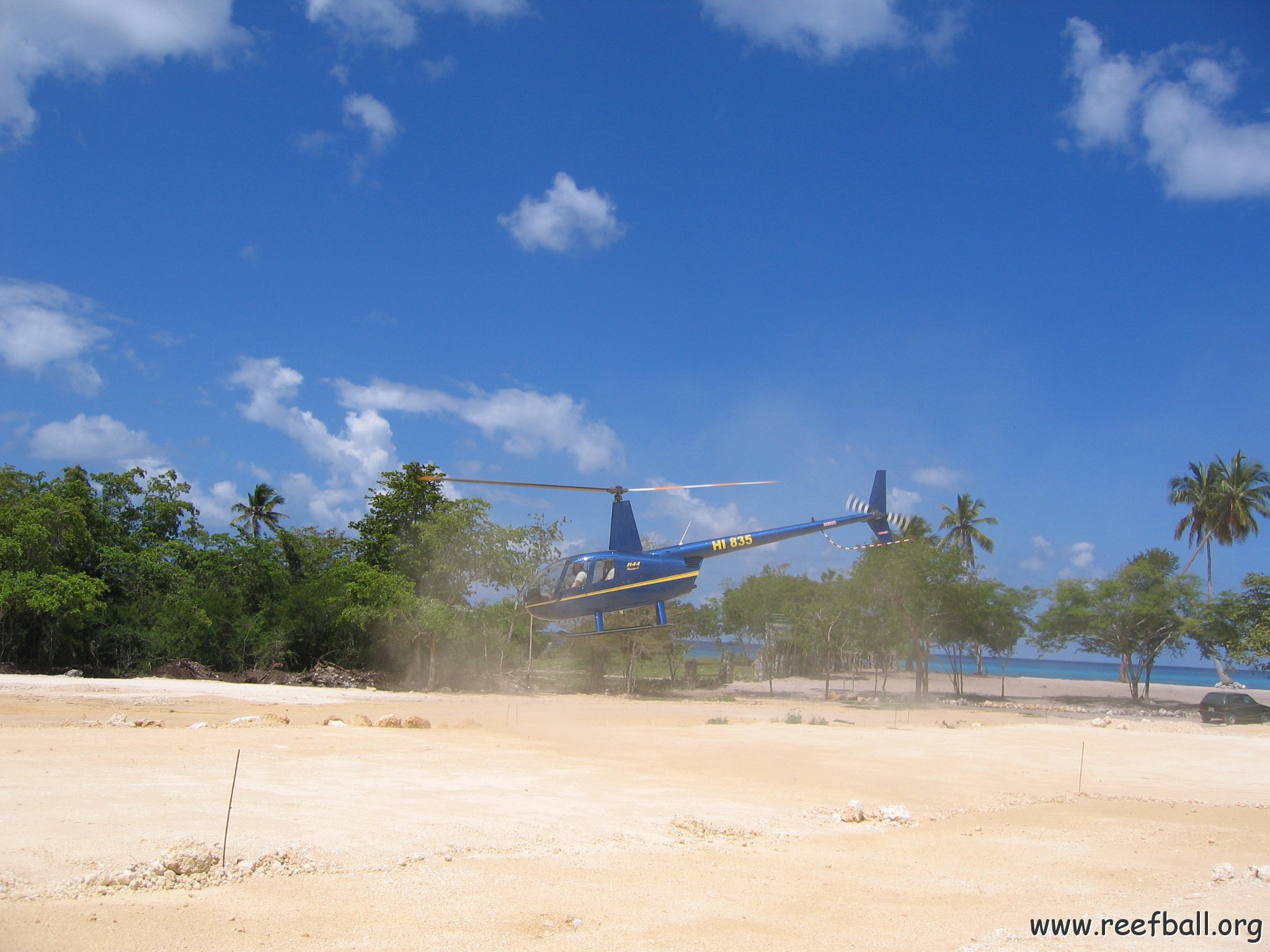 dominicanmay2007helosurveycanoladominicusiberostar 114